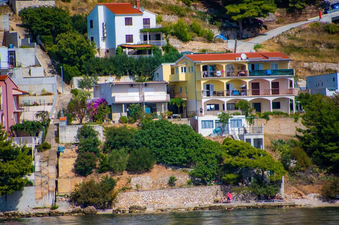 Apartments Lile By The Sea, Celina Zavode Exterior foto