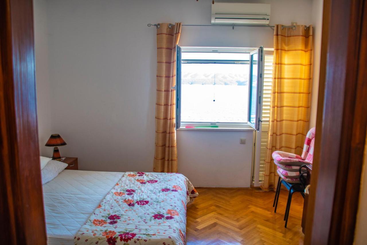 Apartments Lile By The Sea, Celina Zavode Exterior foto